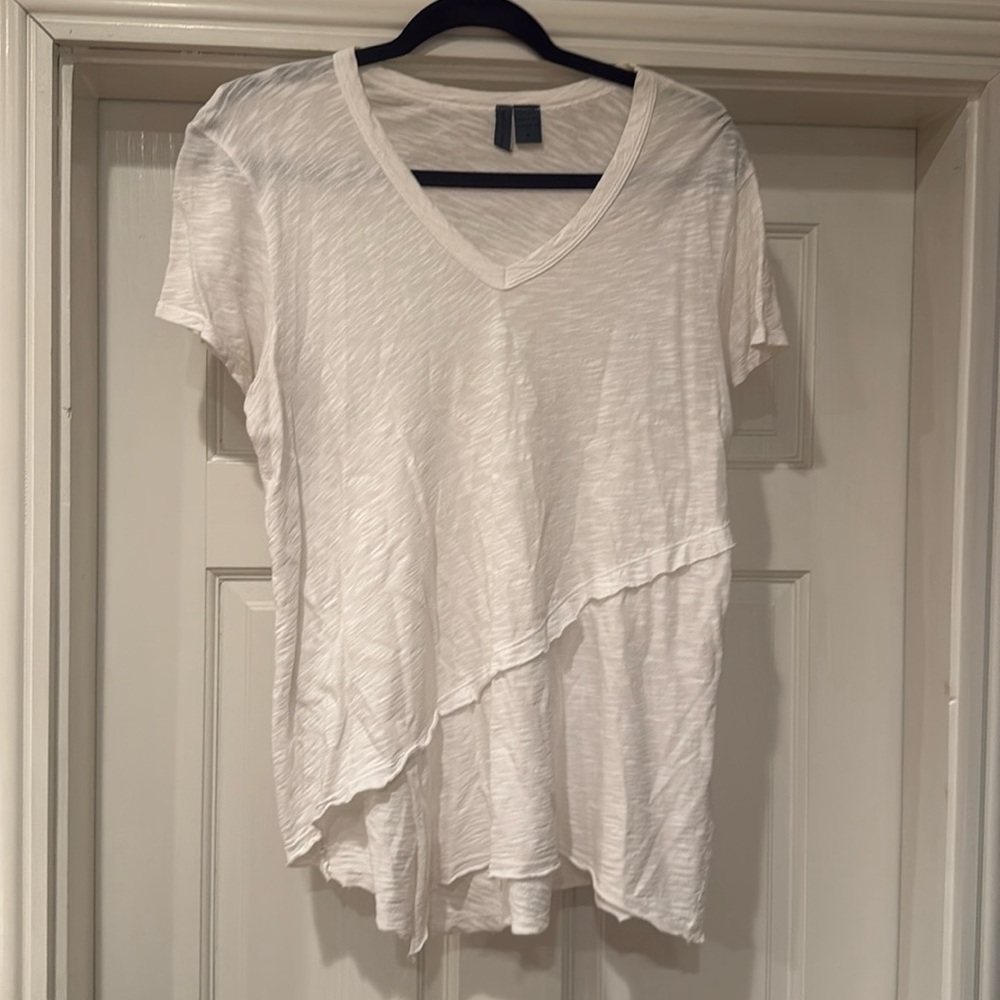 Anthropologie Left of Center White Tee Size M